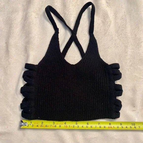 NEW Kimchi Blue Crop Top Small Black Sweater Cotton Acrylic Nylon Spandex NWOT - Picture 8 of 9